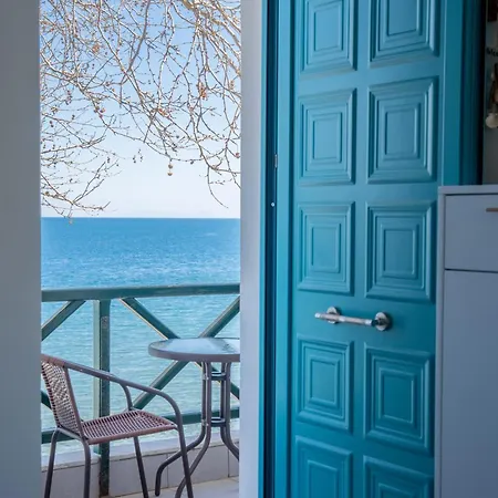 The Greek Getaway דירה לונגוס